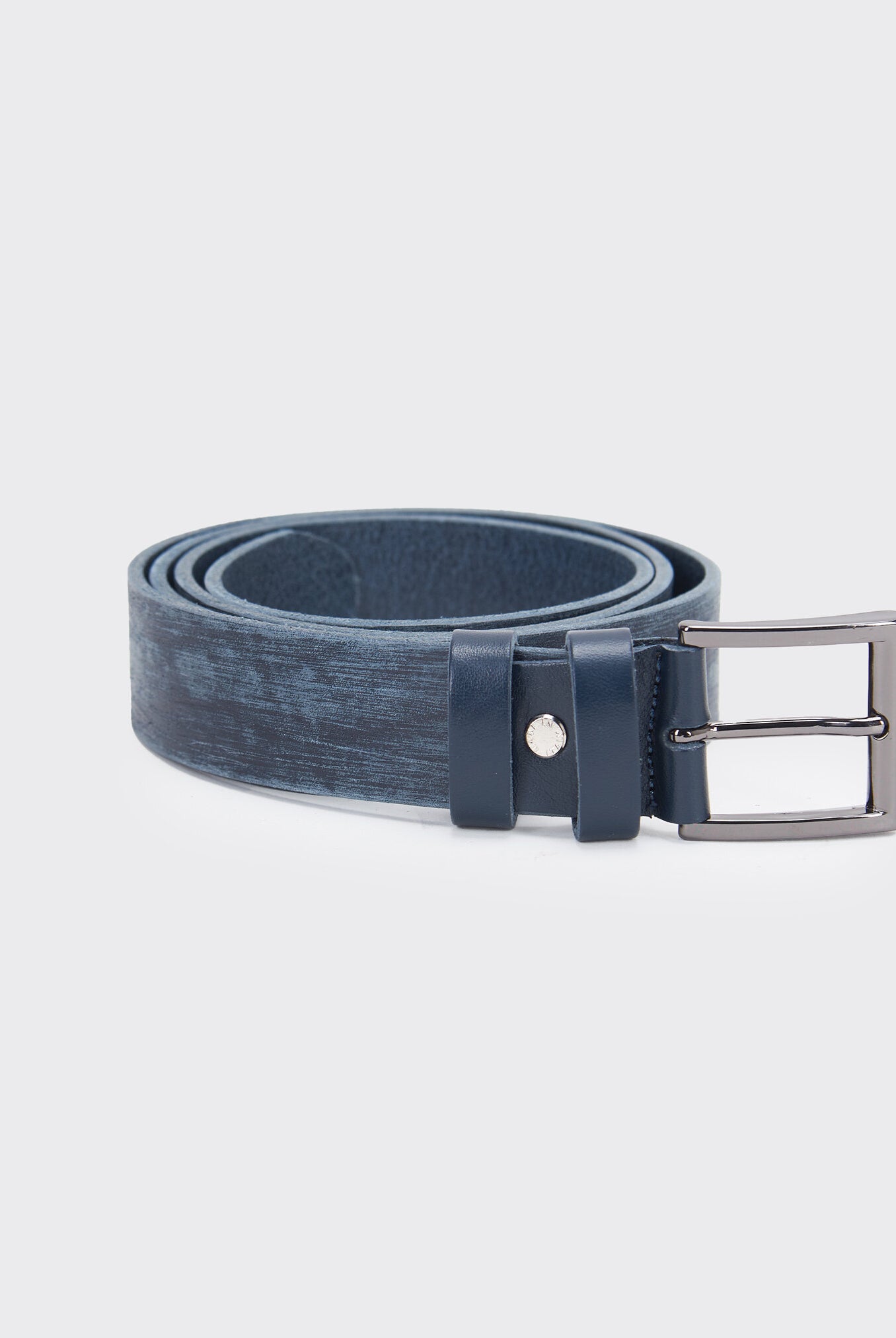 001800.BLU-1.jpg